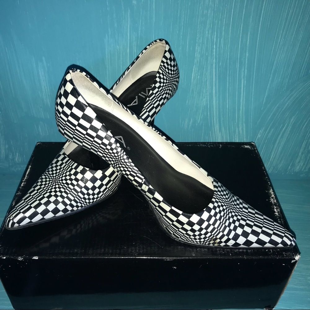 Mia checkered pumps. Perfect boggidy boogidy fans